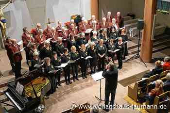 Kandern - Festival der Chöre vor der Kirche - www.verlagshaus-jaumann.de