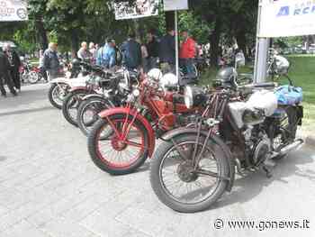 Moto Club Guzzi Empoli espone le sue bellezze alla Notte Bianca - gonews