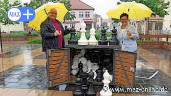 Luckenwalde: Figuren für Freiluft-Schach am Boulevard können ausgeliehen werden - Märkische Allgemeine Zeitung