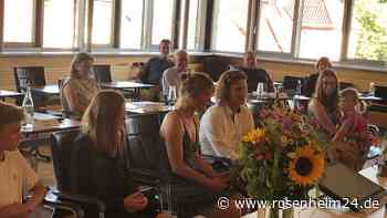 Das gab‘s in Bayern wohl noch nie: Paar gibt sich das Ja-Wort - im Umweltausschuss