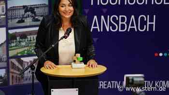 Ansbach: Autorin Düzen Tekkal erhält Bildungspreis von Hochschule - STERN.de