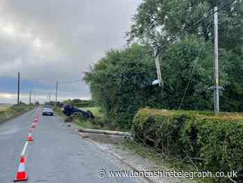 Drunk driver crashes during rush hour in Hesketh Bank