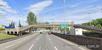 Cotia: em grave acidente na Raposo Tavares, vítima fica presa sob ferragens de caminhão - Giro S/A