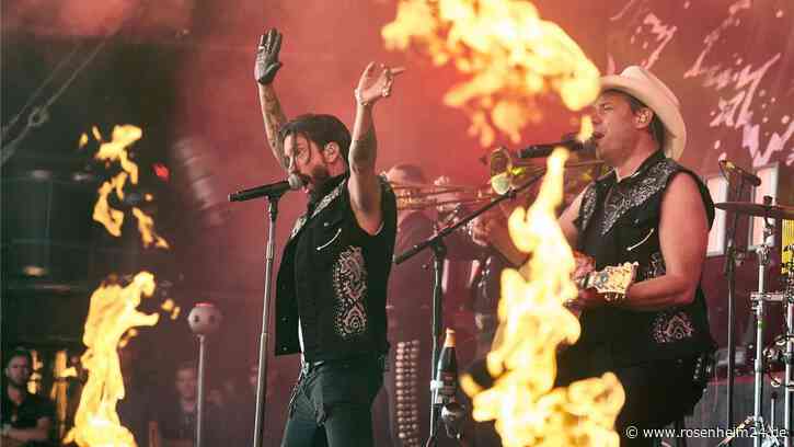 „Wir werden Rosenheim rocken“: „BossHoss“ versprechen grandiosen Auftakt zum Sommerfestival