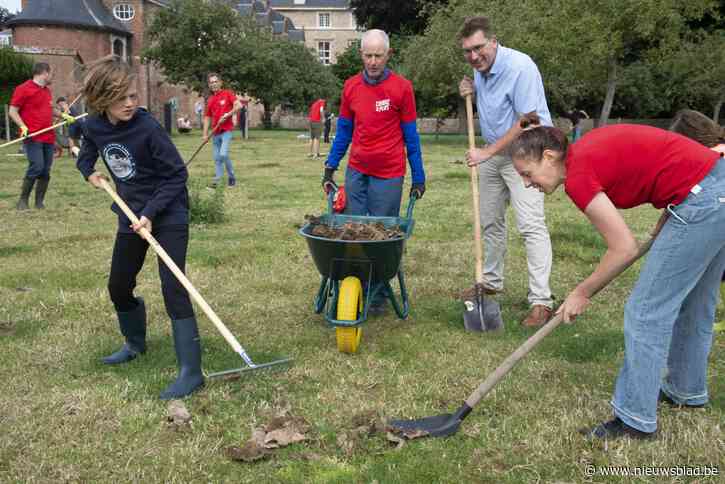 Geen koeienvlaai aan je schoenen op circusfestival dankzij deze vrijwilligers