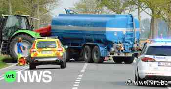 Motorrijder overleeft botsing met tractor niet in Veurne - Vlaamse Radio- en Televisieomroeporganisatie