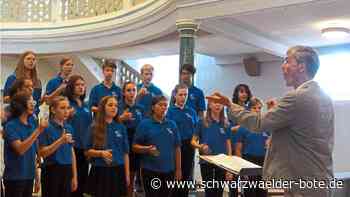 Kinderchor Altensteig: Der Dirigent strahlt nach jedem Lied