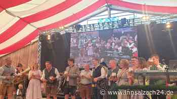 Das Waldkraiburger Volksfest ist offiziell eröffnet