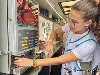 A Bari un food truck con cento pasti per i senza dimora - Agenzia ANSA