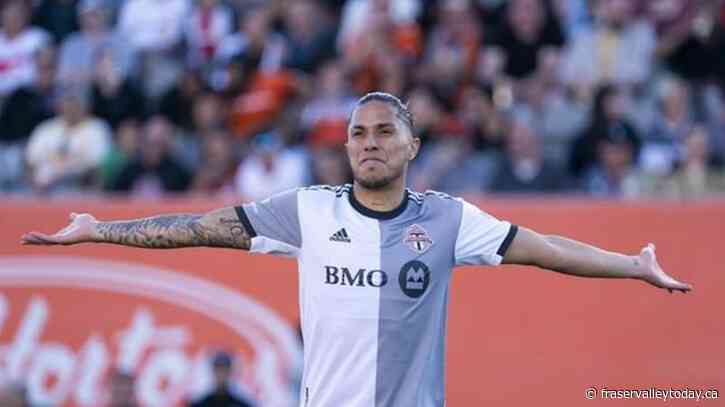 Salcedo could follow Pozuelo out the door as Mexican defender ponders future with TFC