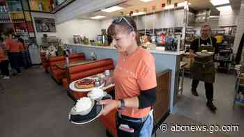 US job growth stronger than expected as economy adds 372,000 jobs