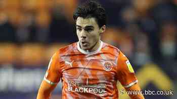 Sheffield Wednesday: Reece James signs on loan from Blackpool