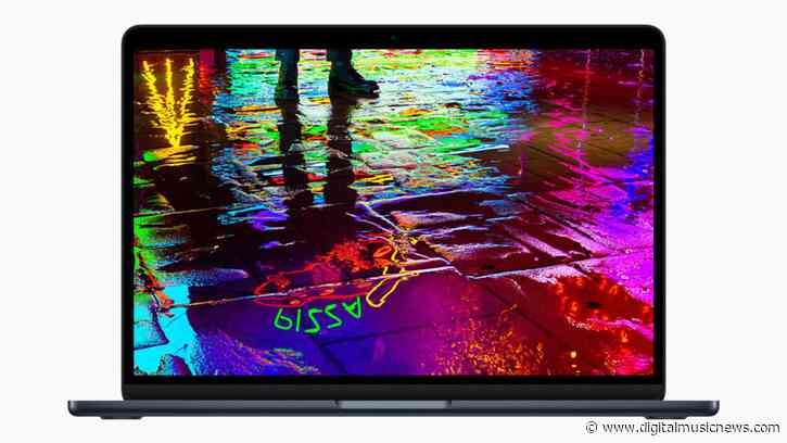 Macbook Air with M2 Chip Now Available – What’s the Difference?