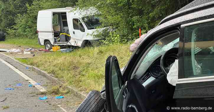 Auto fährt in Menschengruppe: Nun zwei Tote