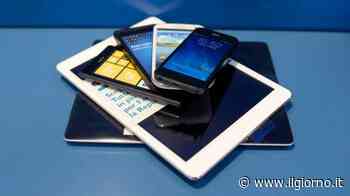 Lecco, nega tablet e smartphone alla figlia: la mamma finisce ai servizi sociali - IL GIORNO