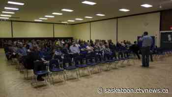 Sask. Premier discusses provincial autonomy during Town Hall in Davidson