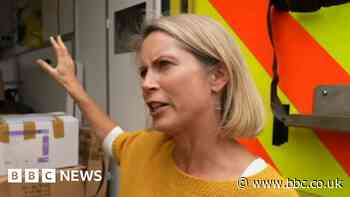 Warwickshire women plan for monthly ambulance trip to Ukraine