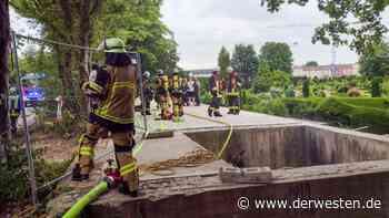 Essen: Ungewöhnlicher Feuerwehr-Einsatz – Qualm aus Bunker - DER WESTEN