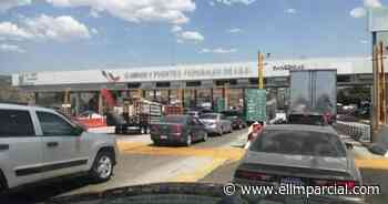 Turistas esperaron hasta una hora y media para ingresar a Ensenada - El Imparcial