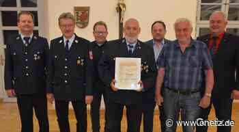 Neuwahlen und Ehrungen bei der Feuerwehr Leonberg - Onetz.de