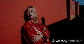 With Sign Language and Sound, an Artist Upends Audience Perceptions