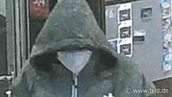 Raub in Dresden: Polizei jagt vermummten Messermann | Regional - BILD