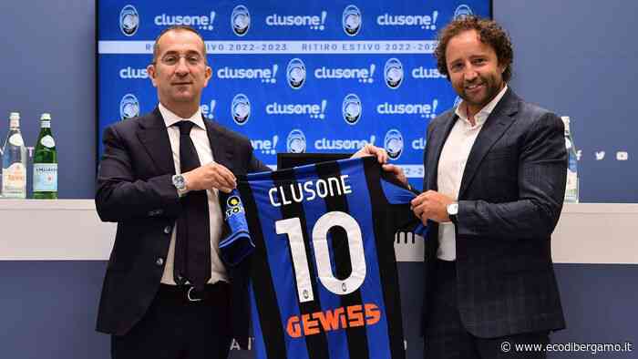L'Atalanta torna a Clusone: «Messaggio di fiducia e ritorno alla normalità». Il sindaco Morstabilini: «Legame profondo col club» - L'Eco di Bergamo