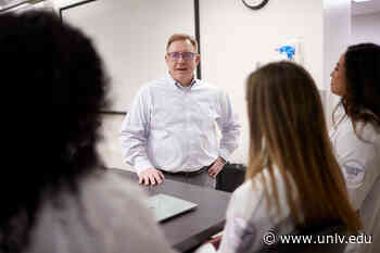 Coaching Medical Students to Become Physician-Researchers | University of Nevada, Las Vegas - UNLV NewsCenter