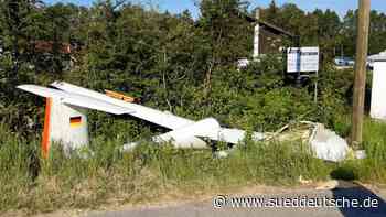 Bergkirchen: Landung eines Segelfliegers geht schief - Dachau - Süddeutsche Zeitung - SZ.de