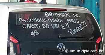 Motorista protesta contra preço dos combustíveis em Brusque, o mais alto da região - O Município