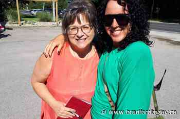 Finding deals at Innisfil's Biggest Garage Sale (7 photos) - BradfordToday