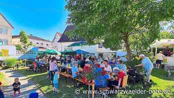 Bald wieder an zwei Tagen? - Straßenfest in Hochdorf ist beliebt - Schwarzwälder Bote