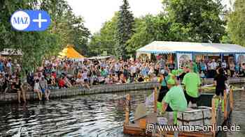 Feucht-fröhliches Spektakel am und auf dem Schwedtsee in Fürstenberg - Märkische Allgemeine Zeitung
