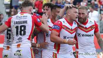 Super League: Catalans Dragons 20-18 St Helens - Hosts edge leaders Saints in thriller - BBC