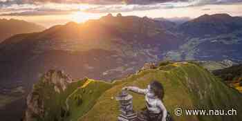 Saype enthüllt gigantisches Grasbild in den Waadtländer Alpen - Nau.ch