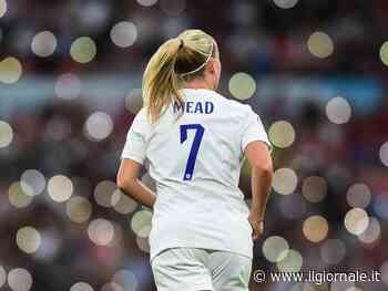 "No ai pantaloncini bianchi durante il ciclo", chiedono le calciatrici inglesi 