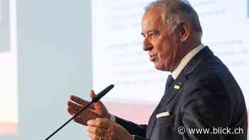 Stelle alt Bundesrat Adolf Ogi deine Fragen - BLICK