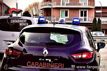 La madre si rifiuta di dargli cento euro e lui la picchia con violenza, arrestato 35enne - Fanpage.it