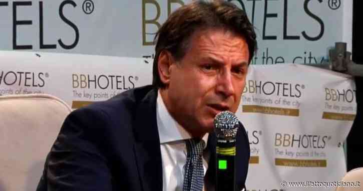 La polemica di Iv: “In Puglia una maestra ha portato la sua classe al comizio di Conte”. La preside: “Falso, quel giorno era assente”