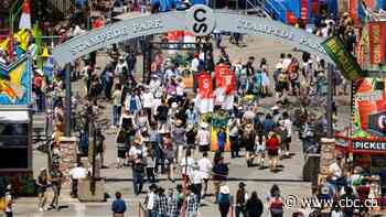 Federal politicians visit Calgary Stampede to round up voter support