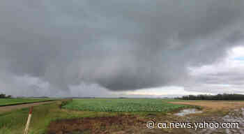 PHOTOS: Tornado-warned storms pummel Alberta, Saskatchewan - Yahoo News Canada