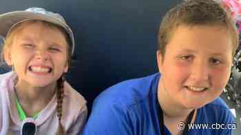 Boy with autism 'glowing,' mom says, as hundreds celebrate un-birthday party in Brantford, Ont.