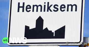 Asbestonderzoek na hevige brand in Hemiksem afgerond: in 6 tuinen stukjes asbest gevonden - Vlaamse Radio- en Televisieomroeporganisatie