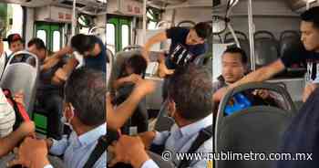 Hombre golpea a acosador en camión de Monterrey - Publimetro México