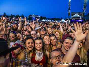 Luke Combs show brings Bluesfest to an early peak