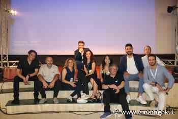 (FOTO) Crotone, successo per la nuova edizione del CantaScandale ~ CrotoneOk.it - CrotoneOK.it