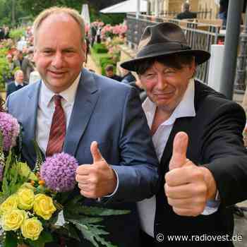 Dresden: Hilbert erklärt sich vorzeitig zum Wahl-Sieger - Radio Vest