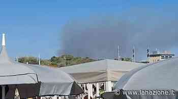 Incendi tra le province di Lucca e Pisa. Le telecamere "salvano" il monte Serra - LA NAZIONE