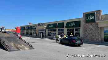 Vehicle crashes into Tecumseh LCBO storefront | CTV News - CTV News Windsor