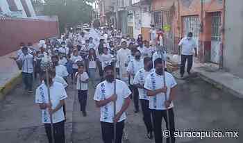 Acude a Iguala la Caravana por la Paz; realizan caminata y oran por las víctimas - El Sur de Acapulco